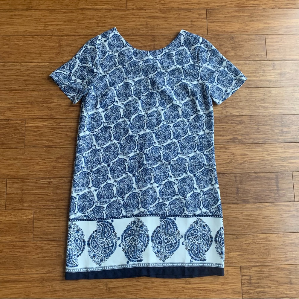 Blue paisley shift dress XS